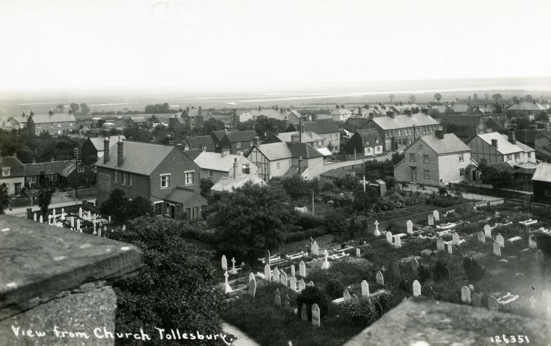  View from Church Tollesbury looking northeast. Postcard 126351. 
Cat1 Tollesbury-->Road Scenes