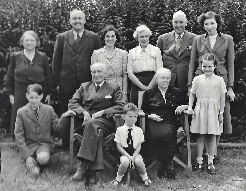  A Poles family gathering at Hove around 1949.

Back L-R 1. Flo, 2. Uncle Norman, 3. Auntie Mollie, 4. Kathleen Poles, 5. Henry 'Gordon' Poles, 6. Anne Poles

Front 1. Anthony Poles, 2. Grandpa Henry Poles, 3. Peter, 4. Grannie Alice Poles, 5. Eileen 
Cat1 Birch-->People