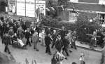 28. ID BJ19_003 1935 Jubilee - High Street
Cat1 Mersea-->Events Cat2 Mersea-->Road Scenes