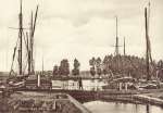 3. ID CG22_060 Heybridge Basin. Ketch barges HAROLD 112737 on the left and PRINCESS MAY on the right.
  
  HAROLD was skippered by Harry Stone. The Stone family lived ...
Cat1 Places-->Heybridge Cat2 Barges-->Pictures