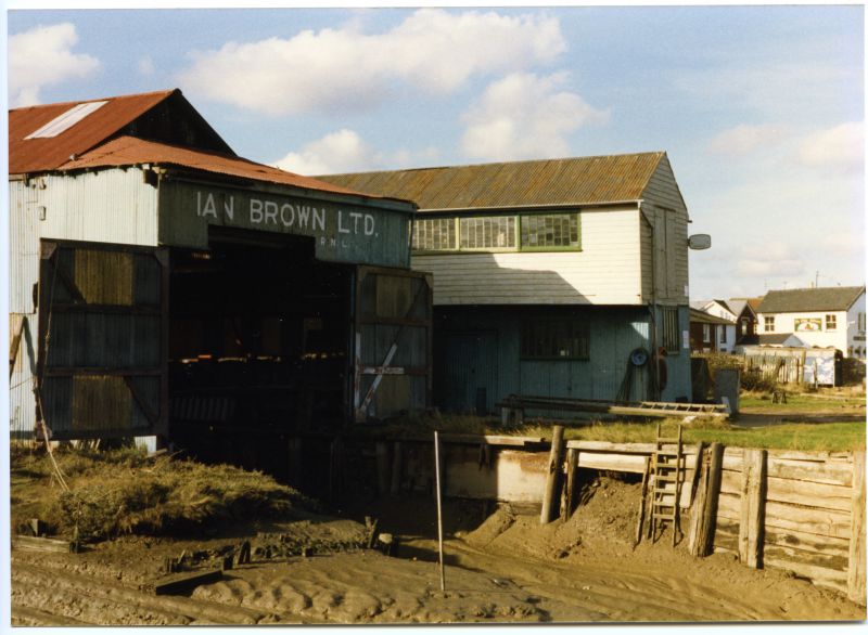 Rowhedge Lower Yard - Ian Brown Ltd circa 1989 before demolition and new housing. 
Cat1 Ship and boat building, sailmaking Cat2 Places-->Rowhedge