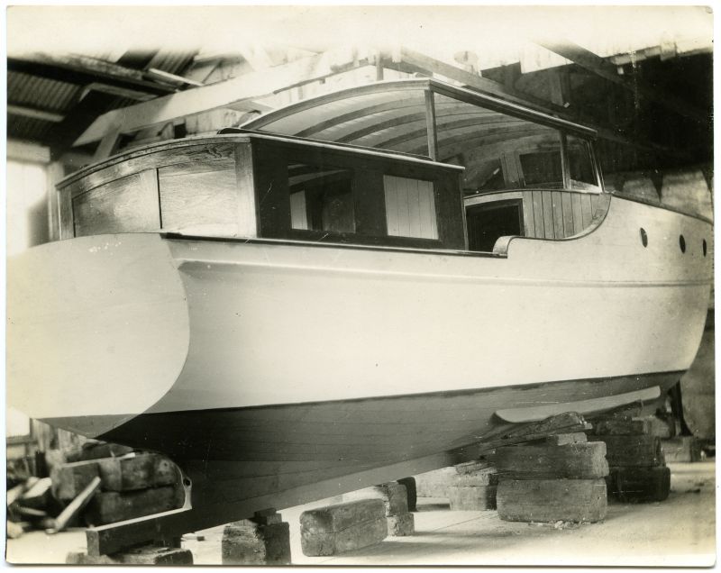 ID BF73_001_149_002 Husk's Boatyard Wivenhoe. Wooden motor cruiser