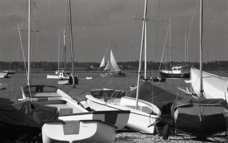  Boats at The Hard. 
Cat1 Mersea-->Old City & the Hard