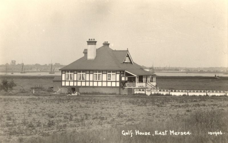  Golf House, East Mersea. It was erected in 1910 when the first 10 holes of the golf course were developed. Postcard 101906. 
Cat1 Museum-->DisplayPhotos Cat2 Mersea-->East Cat3 Mersea-->Golf Club