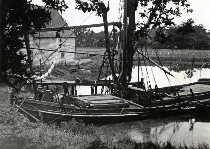  GEORGE SMEED at Fingringhoe Mill 
Cat1 Barges-->Pictures