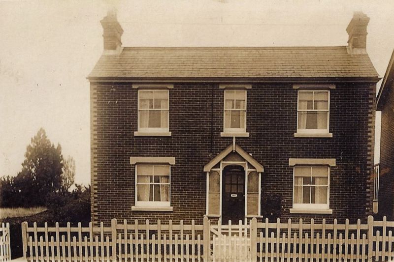 ID ACN_001 Adela Cottage, Victory Road, West Mersea. Built 1908 for Ernest (Manny) French. ...