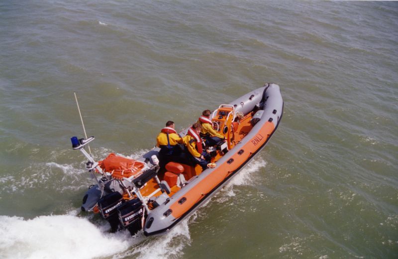 Click to Pause Slide Show


 West Mersea Lifeboat B-570 HIMLEY HALL. 
Cat1 Mersea-->Lifeboat-->Pictures