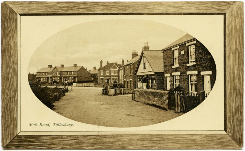  Mell Road, Tollesbury. Postcard from H. Leaett, Fancy Depository, Tollesbury, written 8 September 1912. 
Cat1 Tollesbury-->Road Scenes