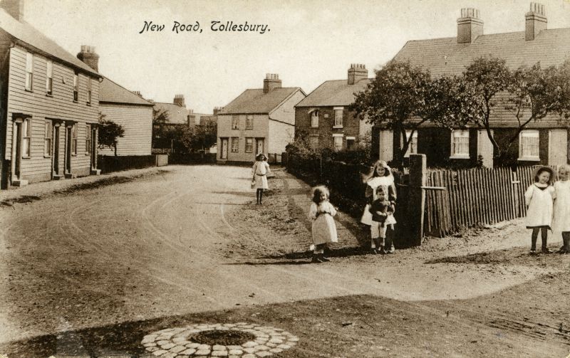  New Road, Tollesbury. Postcard mailed 20 July 1919.

Used as Plate 46 in Tollesbury Past by Keith Lovell, which places it at the junction of New Road with the Chase. 
Cat1 Tollesbury-->Road Scenes