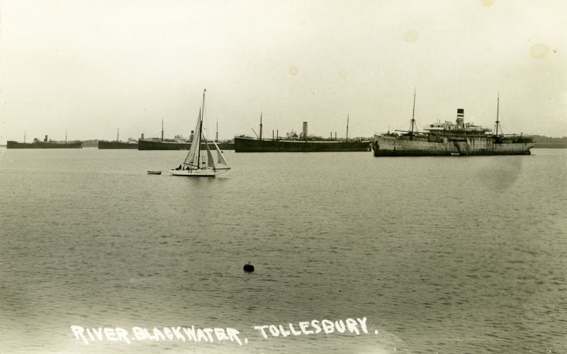 River Blackwater Tollesbury. Postcard not mailed.

L to R ?, ?, CITY OF GUILDFORD, BENGUELA, HIGHLAND ROVER. Date: 1930s.