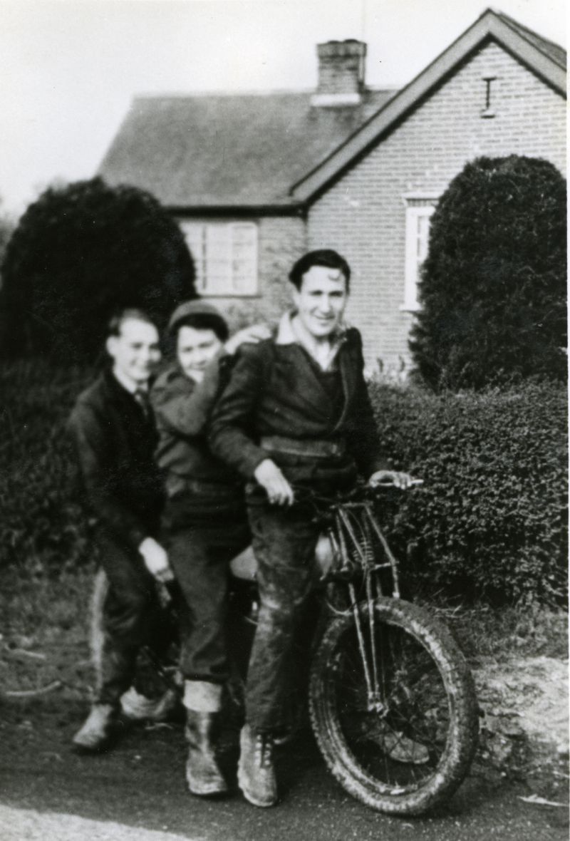  L-R David Green, Gilbert Lee and Derek Ward. The lads are sitting on a 1932 340cc side valve 'New Imperial' in front of Arthur Ward's bungalow in East Mersea Road. David Green bought this bike from Basil Underwood in 1950 for £1. It was sold to Gilbert about 6 months later for £2. [by David Green].

From Album 1. Accession No. 2016-11-001A 
Cat1 Families-->Green
