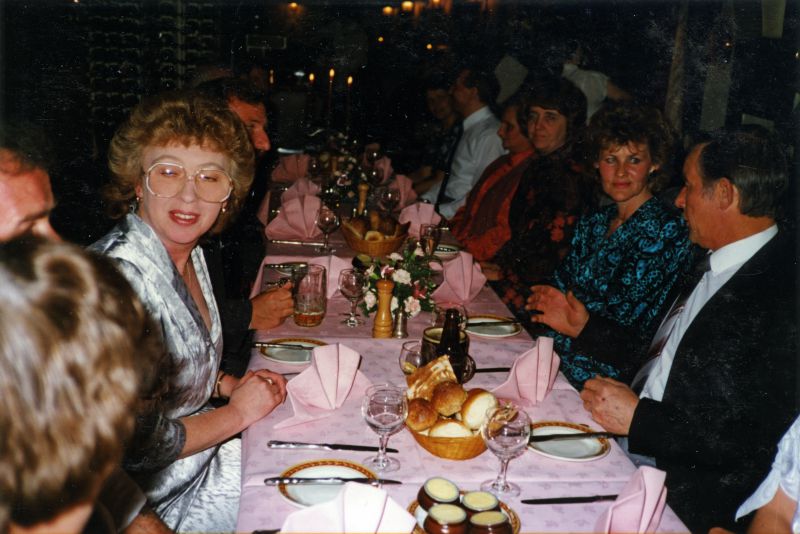  Mersea Island Sea Cadets - dinner at Willow Lodge for organisers of the 1988 Reunion.

Sandy Hewes, John Farthing, Angie Hart, Brian Phillips, Betty Fletcher, Pauline Wareing née Hempstead, Renie Farthing née Hewes Jeff Hewes. 
Cat1 Sea Cadets Cat2 Families-->Hewes Cat3 Families-->Farthing