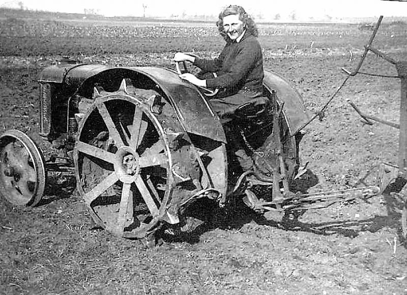  Women's Land Army. Fordson tractor. Photograph from Molly Hefford. 
Cat1 People-->Land Army Cat2 Farming