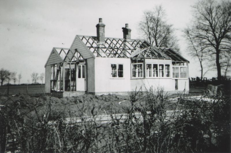  Kemps Farm Bungalow under construction, Peldon.



This bungalow was built at the beginning of 1946. I had left school and was due to start work with builder Clifford White. As my dad and others were working on the bungalow I had to wait a short while until the next job could be started, a bungalow next to Fen Farm, East Mersea.


Kemps Farm bungalow had stood somewhere on the East ...
Cat1 Places-->Peldon-->Buildings