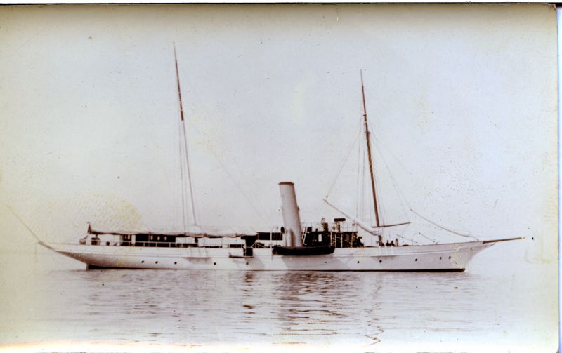 ID BF69_009_036 Steam yacht. Back of photo is marked S.Y. MANULLA or MANUELA