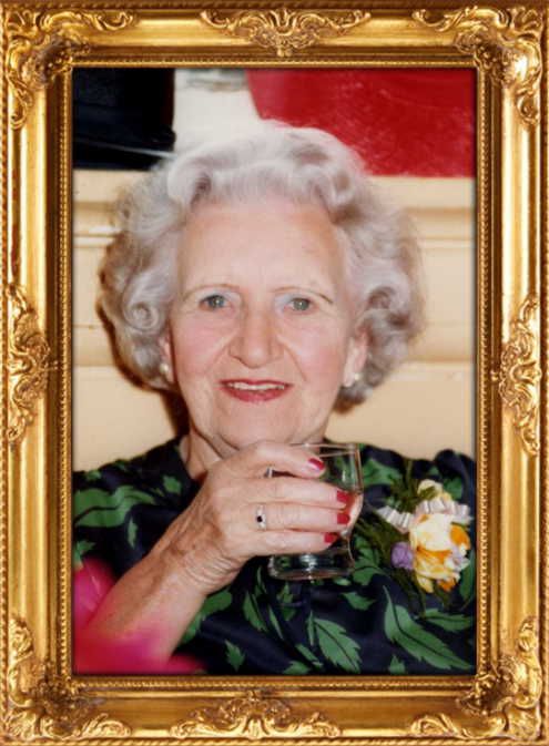 Click to Slide Show


 Marjorie Michell, born c1906 and died 1999. She married firstly Cyril Smith and then John Hamilton-Peters.

27 March 1927 Marjorie Christine Helena Michell married Cyril Edward Smith at West Mersea Parish Church. 
Cat1 Families-->Other