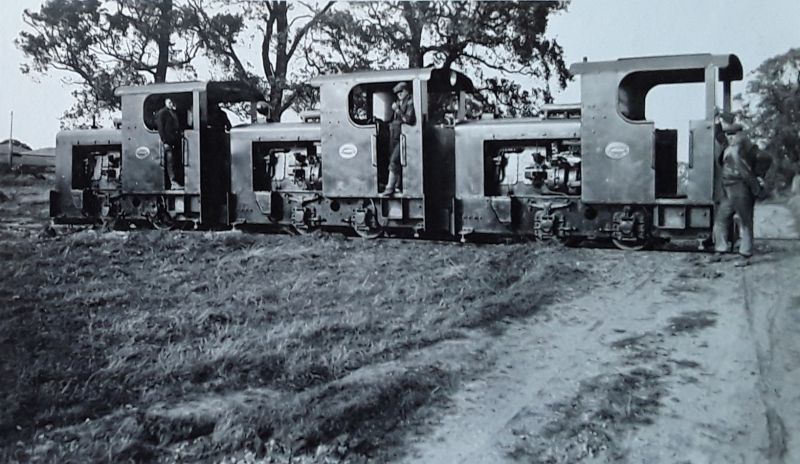  Diesel locomotives used for construction of Abberton Reservoir. They were manufactured by John Fowler & Co (Leeds) Ltd the model being the Fowler Resilient 4W Industrial Diesel Locomotive, powered by a 40hp Fowler Sanders 4 cylinder B series engine. These are probably the first 3 locomotives, before they received their names. The works numbers and later names are:

21293 April 1936 ...
Cat1 Places-->Abberton Cat2 Transport - buses and carriers