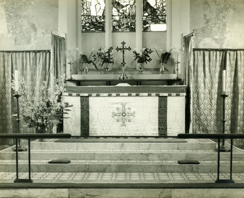  West Mersea Parish Church - altar. Date unknown. 
Cat1 Mersea-->Buildings
