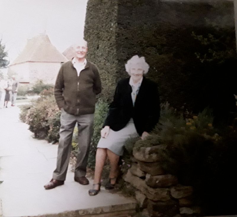 ID AWA_311 Stewart Catchpole with his wife Norah, possibly at Wisley. Stewart was Patricia ...