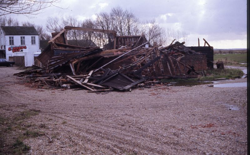  1987 Hurricane. Bonners Barn. 
Cat1 Disasters and Mishaps-->on Land Cat2 Mersea-->Strood Cat3 Weather Cat4 Mersea-->Shops & Businesses