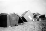 108. ID IC090031 Beach huts at West Mersea after the 1953 Great Flood.
Cat1 Disasters and Mishaps-->on Land Cat2 Mersea-->Beach