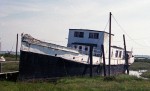 120. ID TM026119 Houseboat SEAHORSE in her later years. She was broken up in 2005.
Cat1 Mersea-->Houseboats Cat2 Yachts and yachting-->Steam
