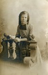 219. ID PBIB_NAV_241 Edith Sampson, born 15 June 1901 in Tollesbury. She married Walter 'Navvy' Mussett.
Cat1 Families-->Mussett