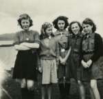 156. ID GG01_041_007 Girl Guides outing to Scotland. Keills Camp.
L-R 1. Brenda Whiting ( Diprose ), 2. Marie Pamment, 3. Pam Lee, 4. Margaret Underwood ( Gray ), 5. Barbara ...
Cat1 Girl Guides