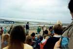 159. ID LNZ_015 Mersea Beach Club 1985? Heather Holmes by accordionist.
Cat1 Mersea-->Beach
