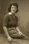 1. ID AN02_018_003 Eileen - a Land Army girl from Stratford, East London, who lodged with Cath and Gordon Mussett on Mersea during WW2.
Cat1 [Not Set] Cat2 People-->Land Army
