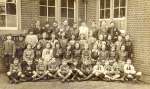 101. ID JCR_013 WM School Group circa 1924. Names from Lorna Tarran March 2002 : 1. Simon Smith 2. Reg Hempstead 3. Repton Dixon 4. Jack Cudmore 5. Reg Sales 6. Roy Tredgett 7. ...
Cat1 Families-->Mole Cat2 Mersea-->Schools-->Pictures Cat3 Mersea-->Schools-->Pictures Cat4 Families-->Farthing