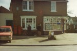 106. ID IA1_LUC_572 Outside West Mersea Post Office --- before the Rotunda Spring 1981.
Cat1 Mersea-->Road Scenes Cat2 Mersea-->Shops & Businesses